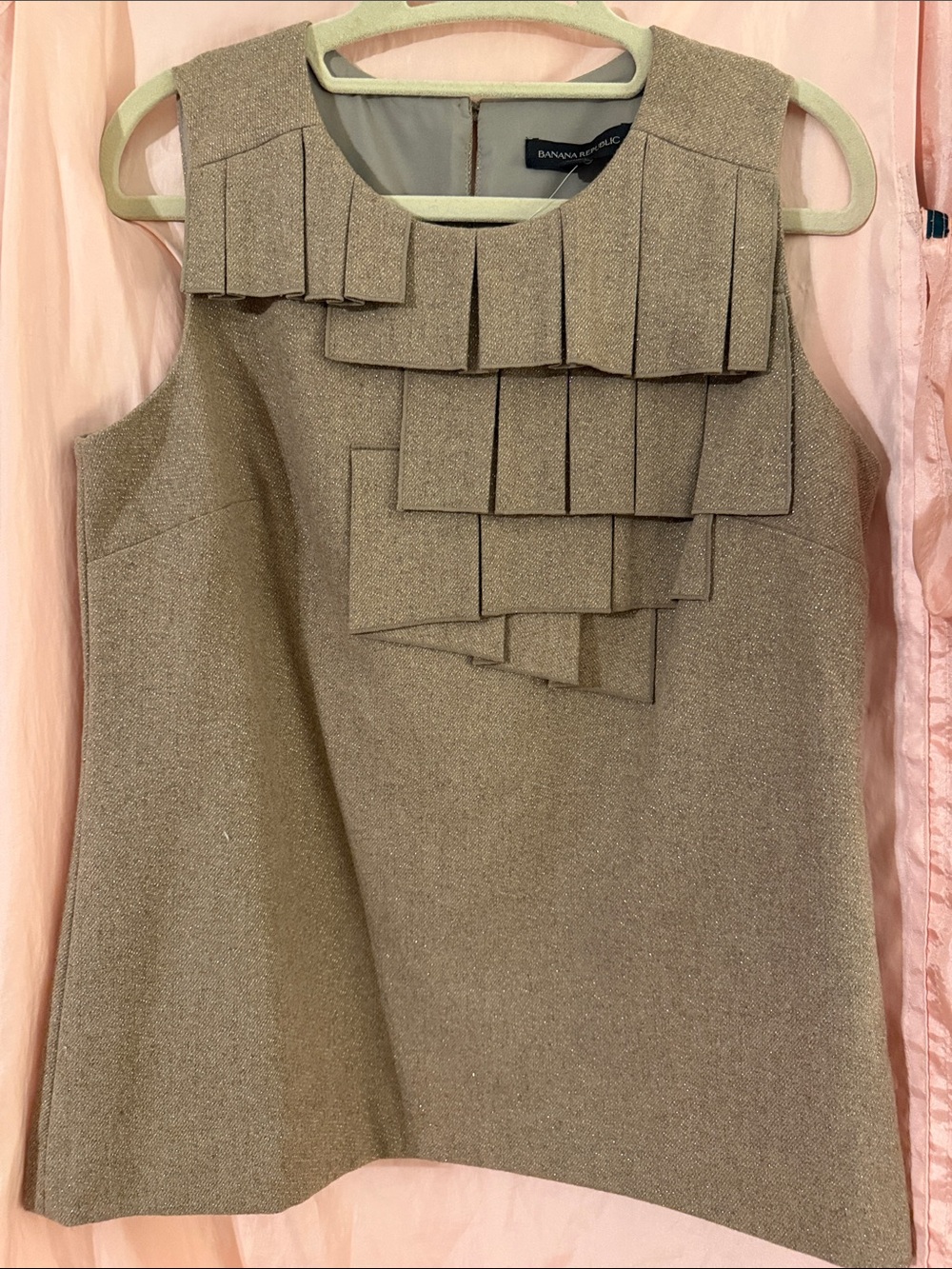 NWT Banana Republic Metallic Wool Blend Box Pleat Sleeveless Ruffle Top | Small